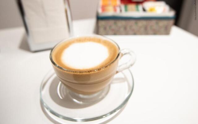 La Meridiana Rooms  Breakfast