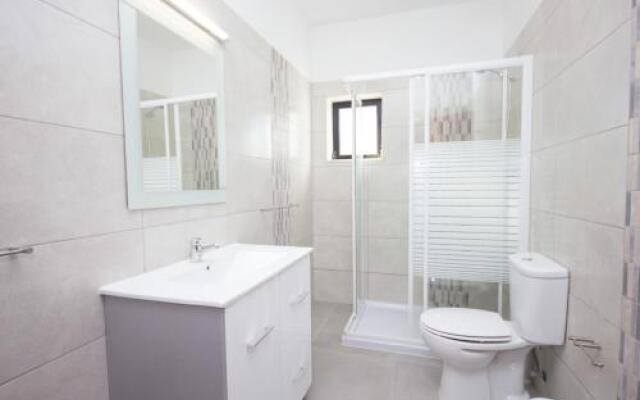 Carol's Beco Apartments by Seewest