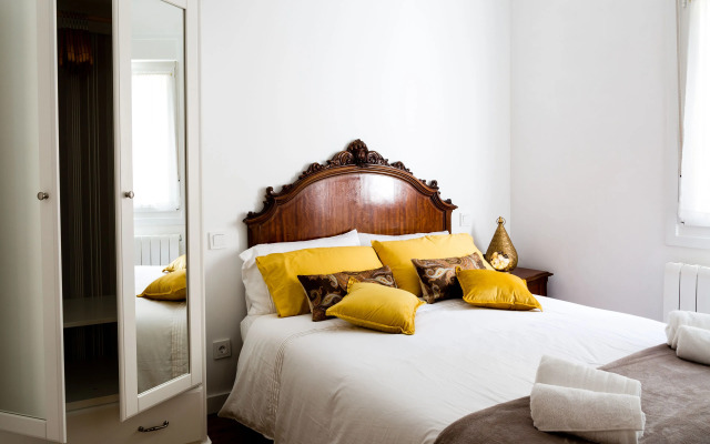 Old Town by Bilbao Living