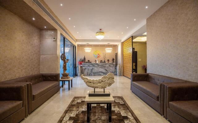 Grand Seasons -The Business Hotel