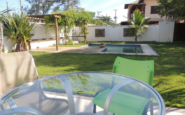 Ótima Casa com Vista para a Praia de Manguinhos