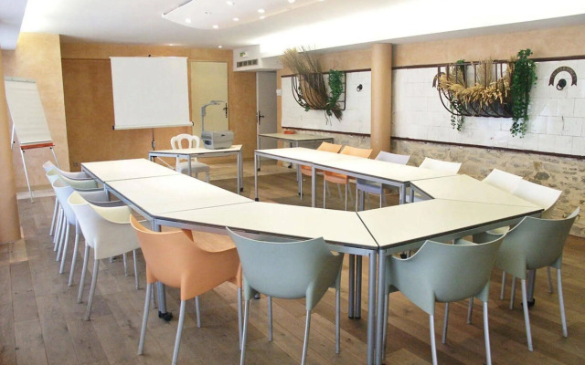 Logis Hôtel Les Pages