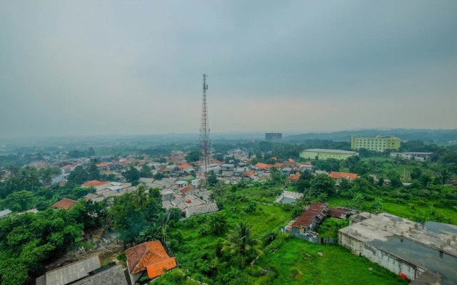 Minimalist Studio Room Bogorienze Resort near The Jungle