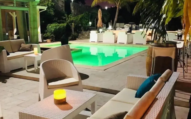 Villa Kapresse Guest House