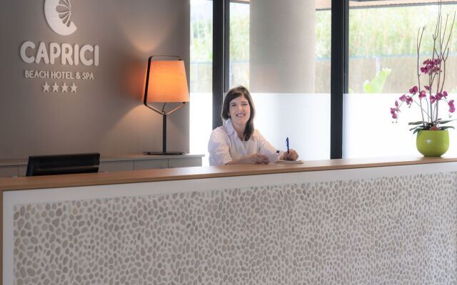 Caprici Beach Hotel & Spa