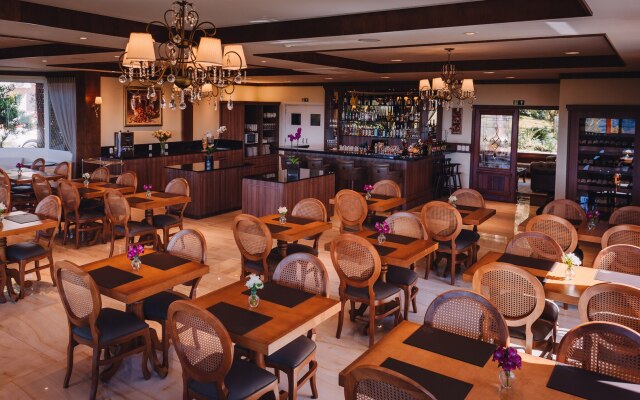 Hotel Jardins da Colina