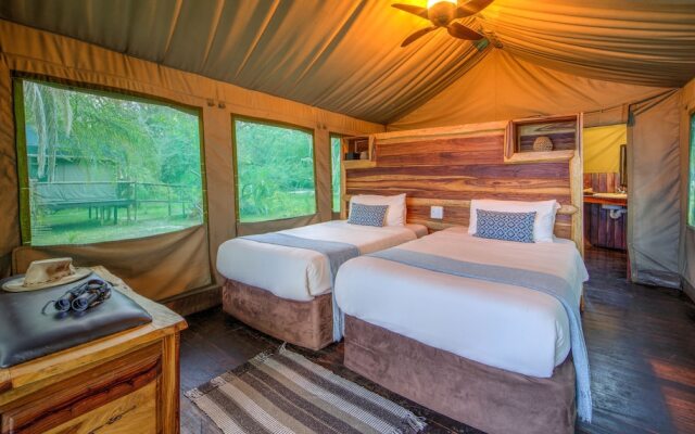 Xaro Lodge