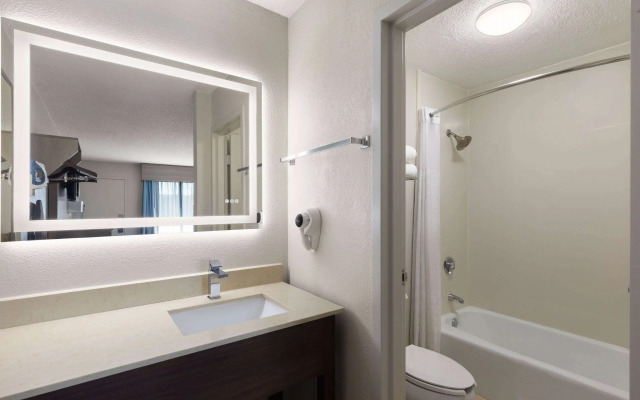 Baymont by Wyndham Nashville