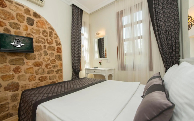 Baia Lara Hotel