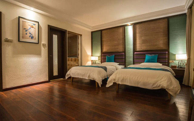 Secret Courtyard Resort Hotel