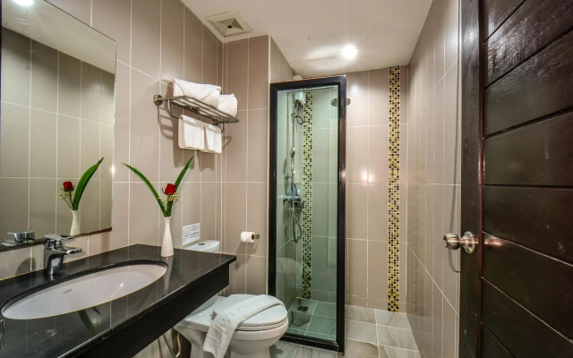 Peach Blossom Resort & Pool Villa