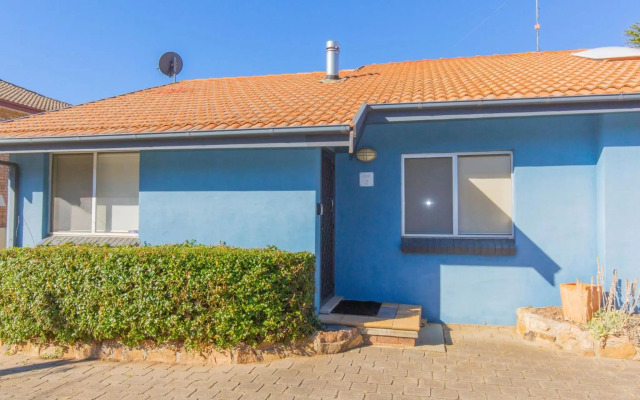 Charvel 2 35 Gippsland Street