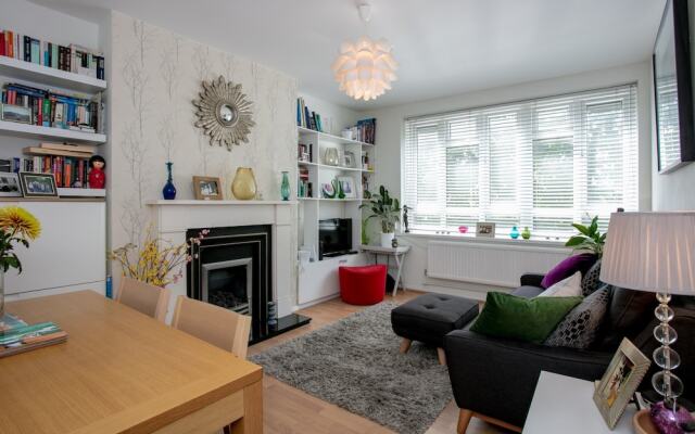 Close To Highbury And Islington 1 Bedroom Flat