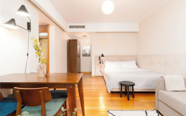 Limehome Lisbon Eca de Queiroz