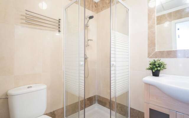 107398 - Apartment In Malaga