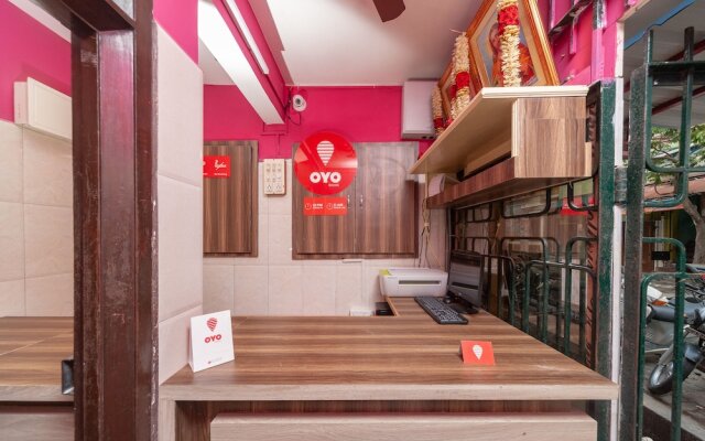 OYO 23455 Varsha Residency