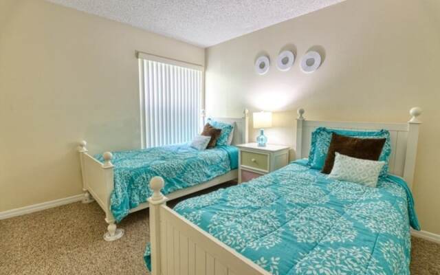 Lb019 3 Bedroom Condo by Redawning