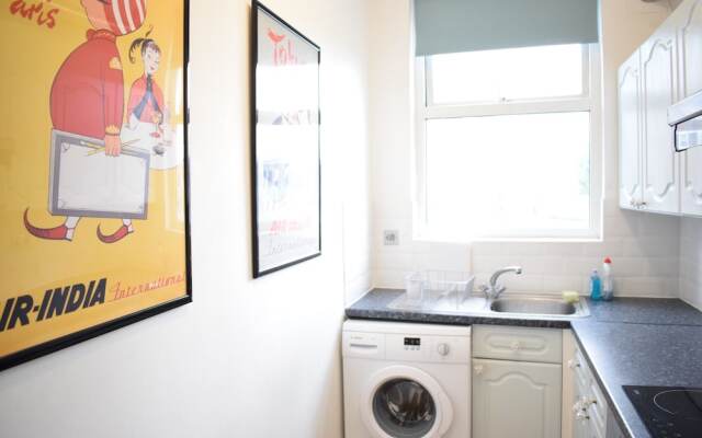 Stunning 1 Bedroom Apartment Near Notting Hill