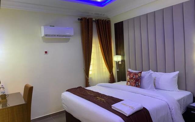 GrandField Hotels