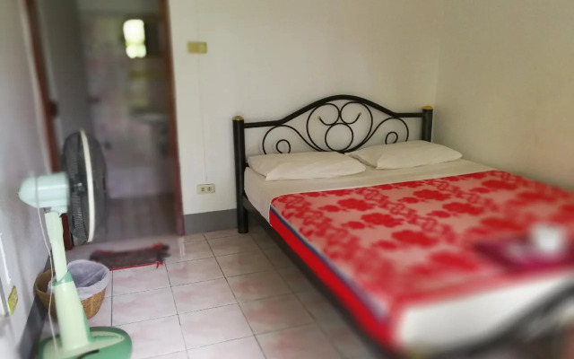 Baan Bua Guest House