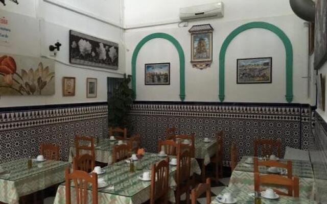 Hostal Sevillana I