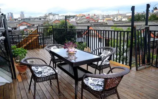 Chuxiong Yazhi Bieyuan Inn