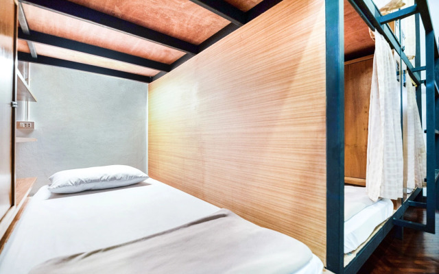 OYO 612 Hansa Hostel