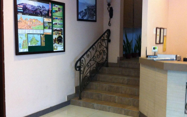 Seri Borneo Hotel
