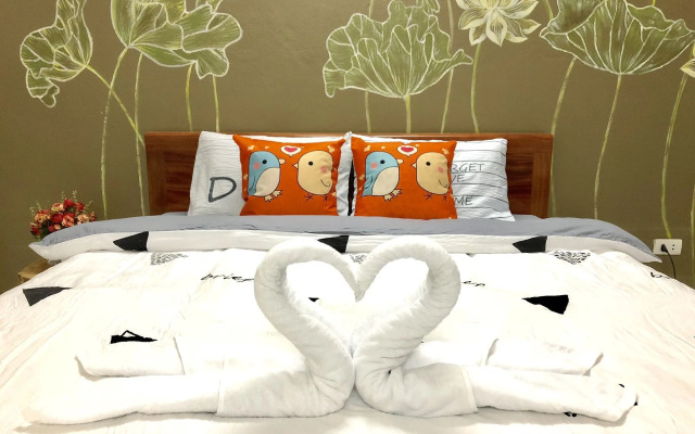 Lotus House Homestay