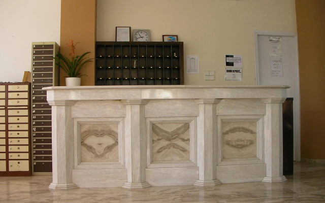 Mariana Hotel