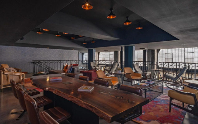 Moxy Phoenix Downtown