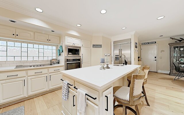 Designer - 3 Br Home