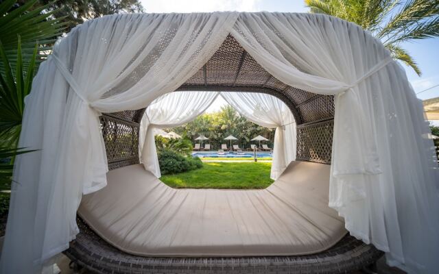 Sandora Boutique Hotel