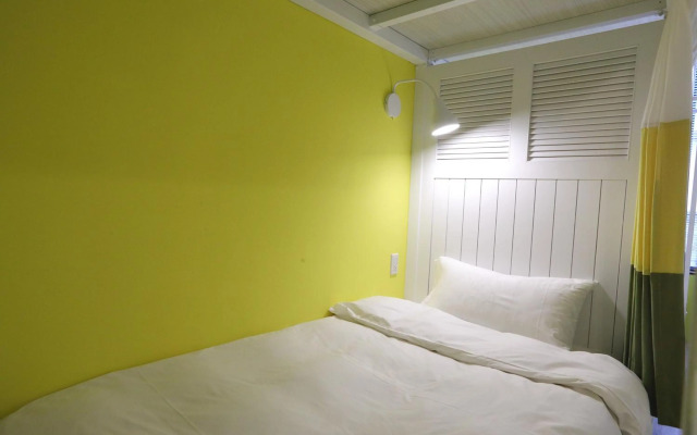 Happiness station B&B