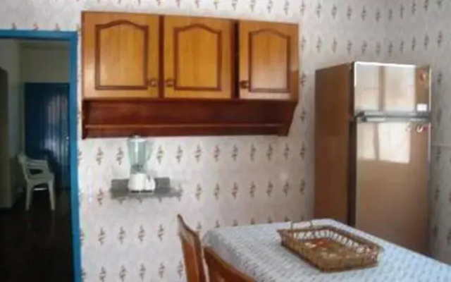Morada do Pica-Pau Apartamentos, Casa e Camping na praia de Bombas, Bombinhas/SC