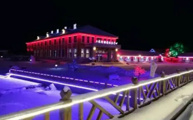 Xuexiang Erlanghe Liuzhengfang Family Hotel