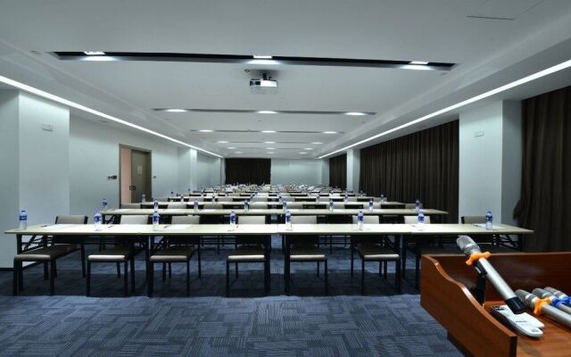 Grace Select Hotel Foshan Qiandeng Lake