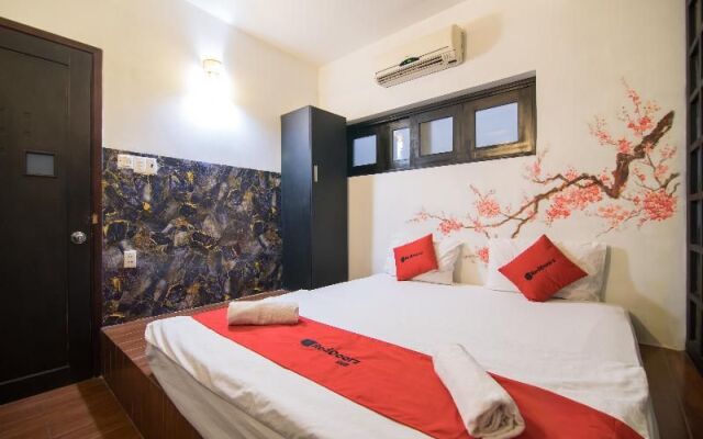 RedDoorz near Gia Dinh Church