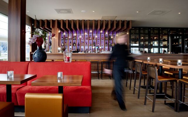 Holiday Inn Eindhoven Centre by IHG