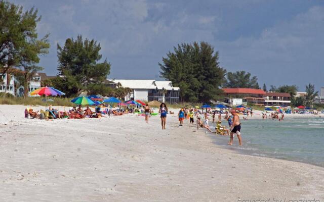 Haley's at The Anna Maria Island Inn