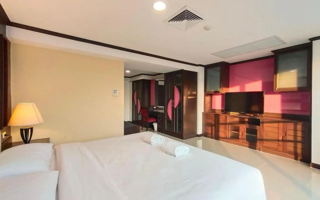 Ebina House