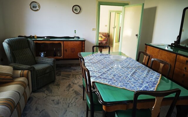 Tasteful Holiday Home in Comiso With Garden