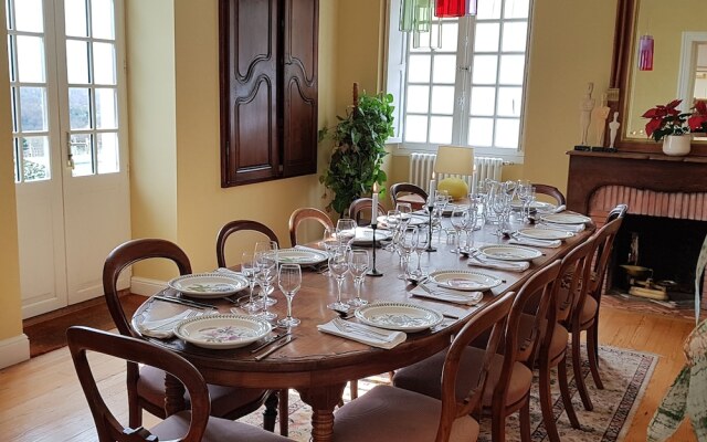 Clos Mirabel Manor B&B