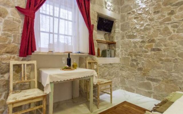 Studios Balic Lux