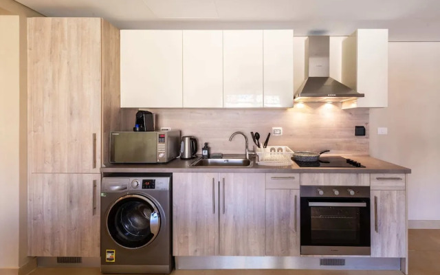 Xuru Stays I Modish & Magnific 2bdr @ Mangroovy Pool & Beach Access