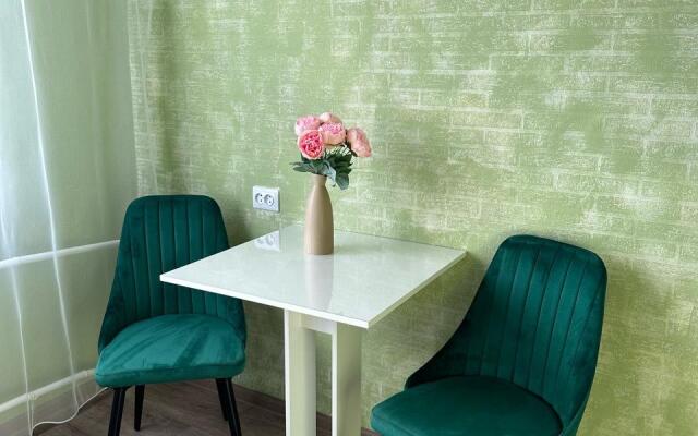 Апартаменты ДеньНочь на ул. Индустриальная д. 17