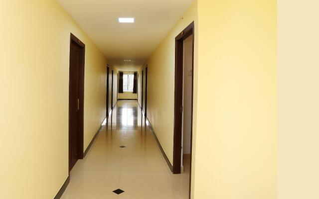 OYO 10547 Hotel Ayodhya Residency
