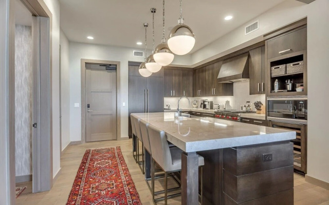 Premium One Bedroom Studio Apartment Hotel by Redawning