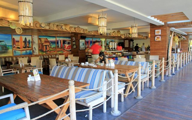 Bliss Surfer Hotel by Tritama Hospitality