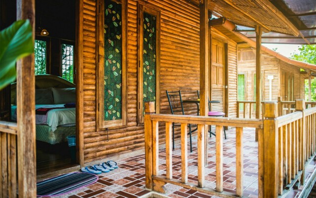 Khao Saming Paradise Resort